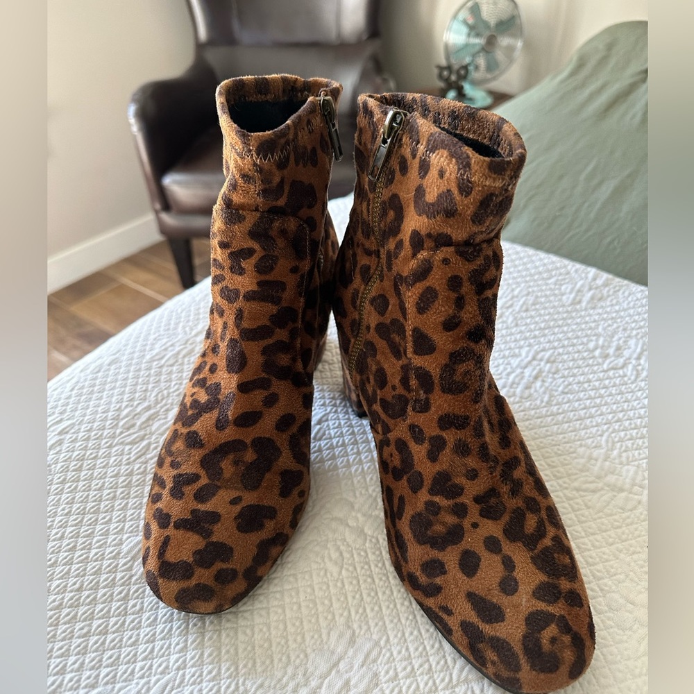 Leopard Print Side Zip Boot With Block Heel. - image 2